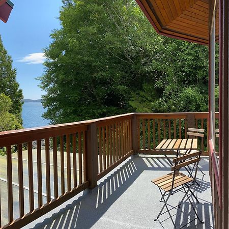 Whalers Guesthouse Тофино Экстерьер фото