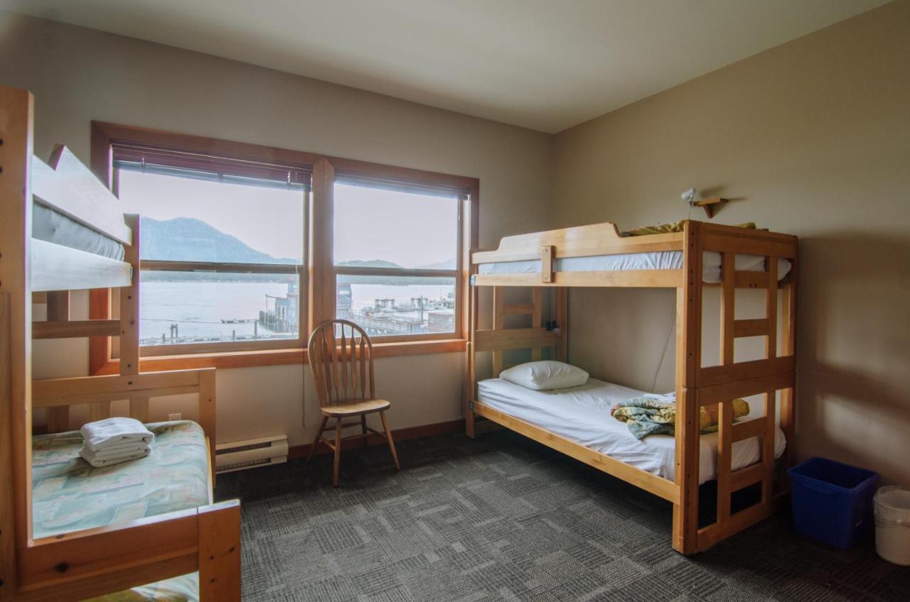 Whalers Guesthouse Тофино Экстерьер фото