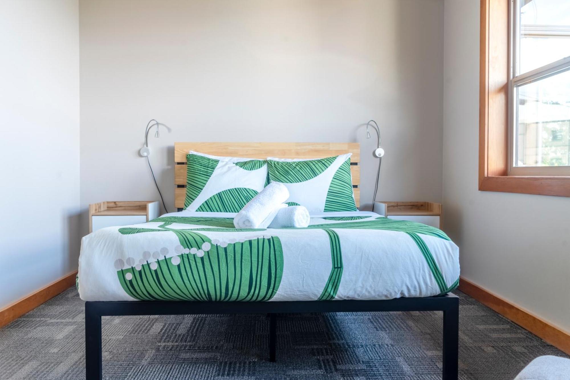 Whalers Guesthouse Тофино Экстерьер фото