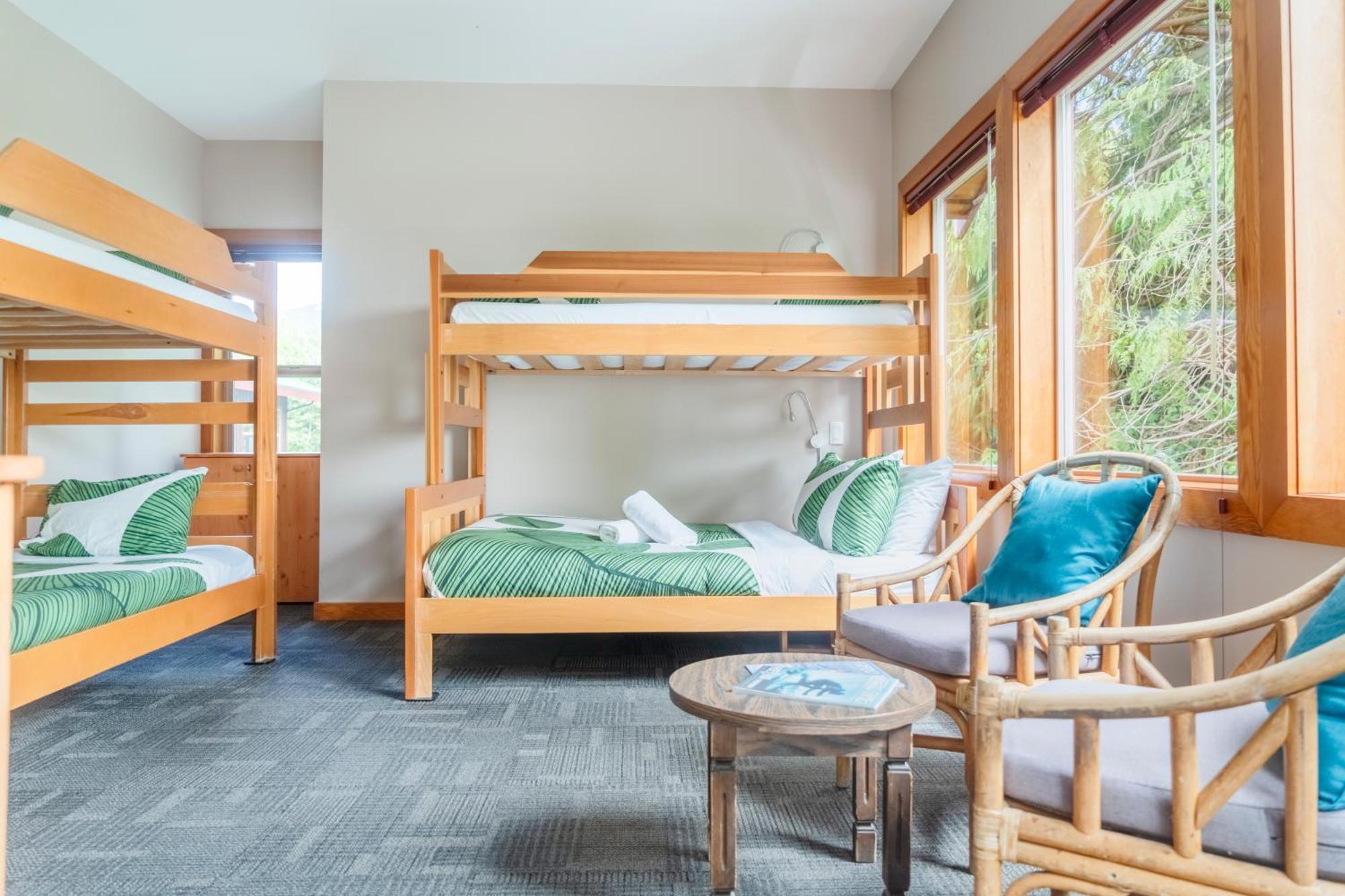 Whalers Guesthouse Тофино Экстерьер фото