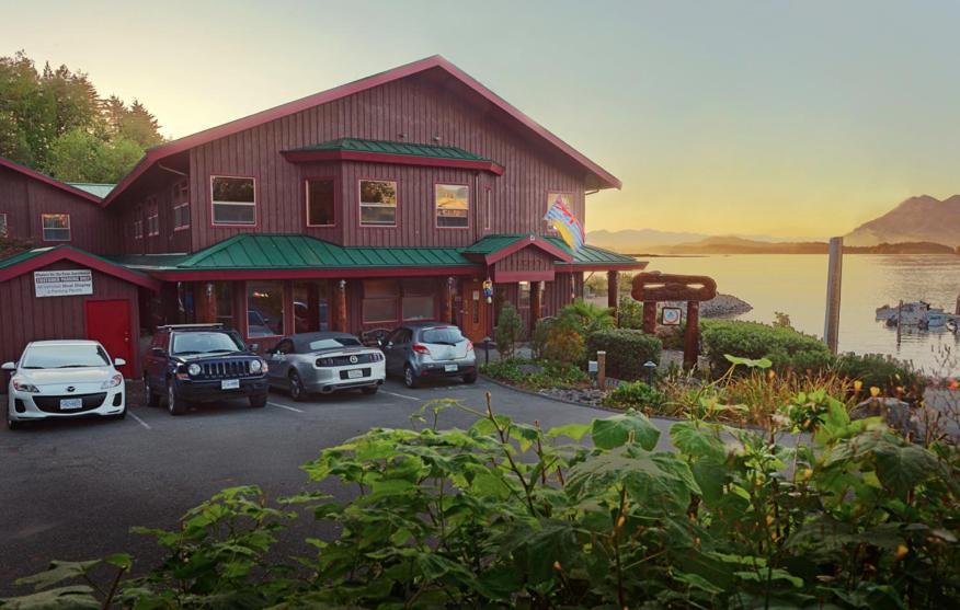 Whalers Guesthouse Тофино Экстерьер фото